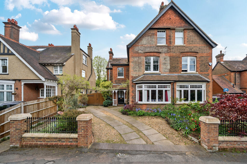 Main image of property: Ridgmont Road, St. Albans, AL1