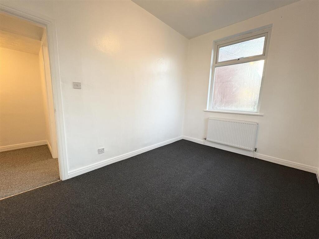Apartment in Stockport - More