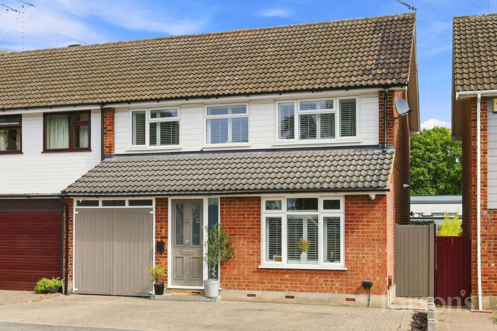 Main image of property: Paglesfield, Hutton, CM13