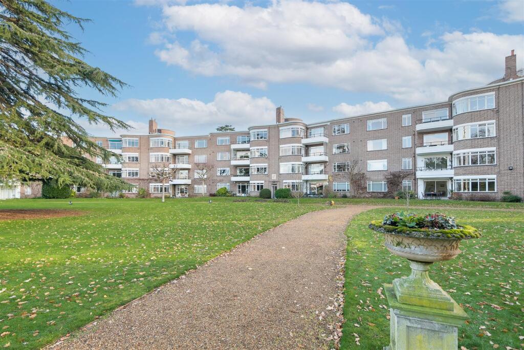 Main image of property: Roehampton Lane