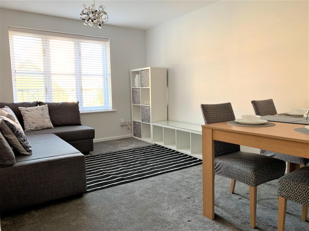 Apartment in Watford - View 4
