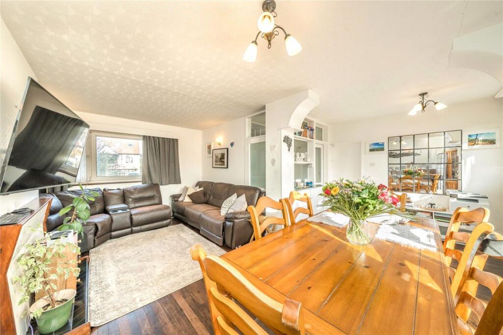 House in London - View 5