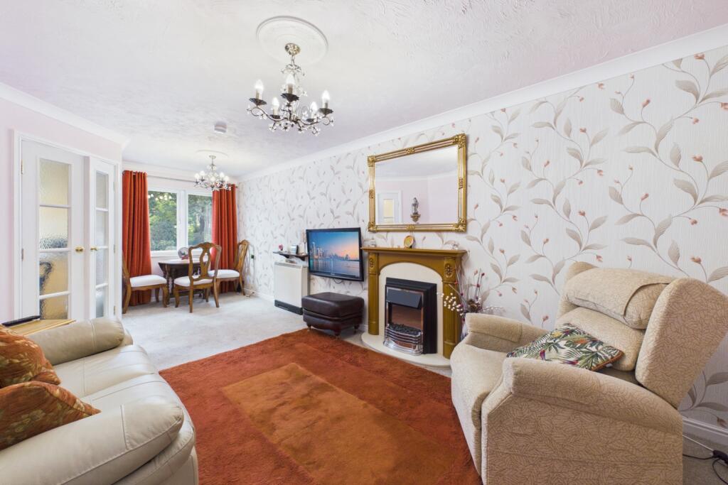 Apartment in Sheffield, South Yorkshire - View 4