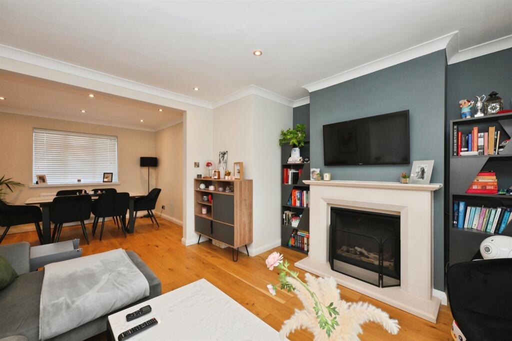 Additional image 3 of Longlands Road, Welwyn Garden City