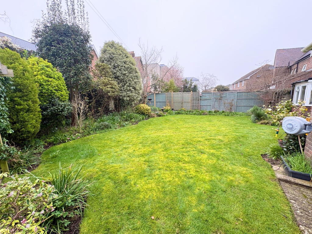Rosery Cottage, The Lane, Alverstoke, Gosport PO12 2DE photo 3
