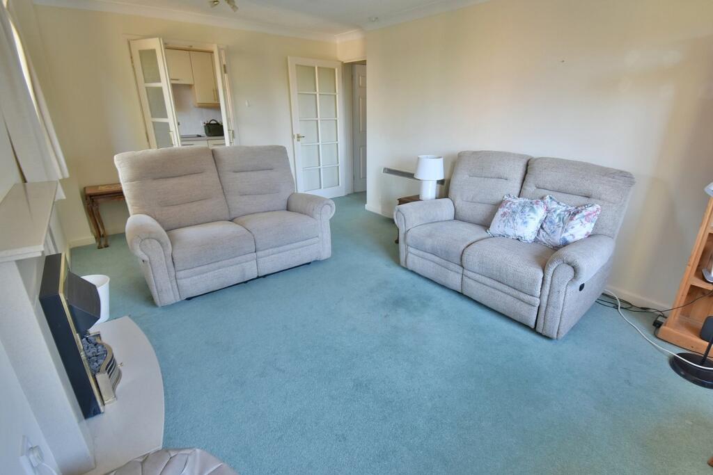 Glenmoor Road, West Parley, Ferndown, BH22 photo 4