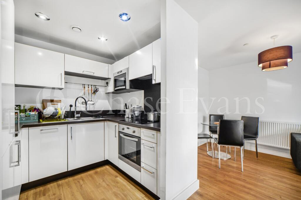 Apartment in London - View 4