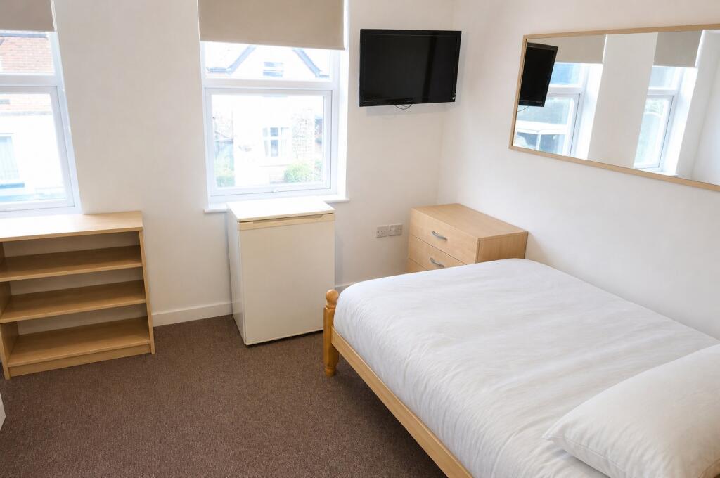 House in Birmingham - More