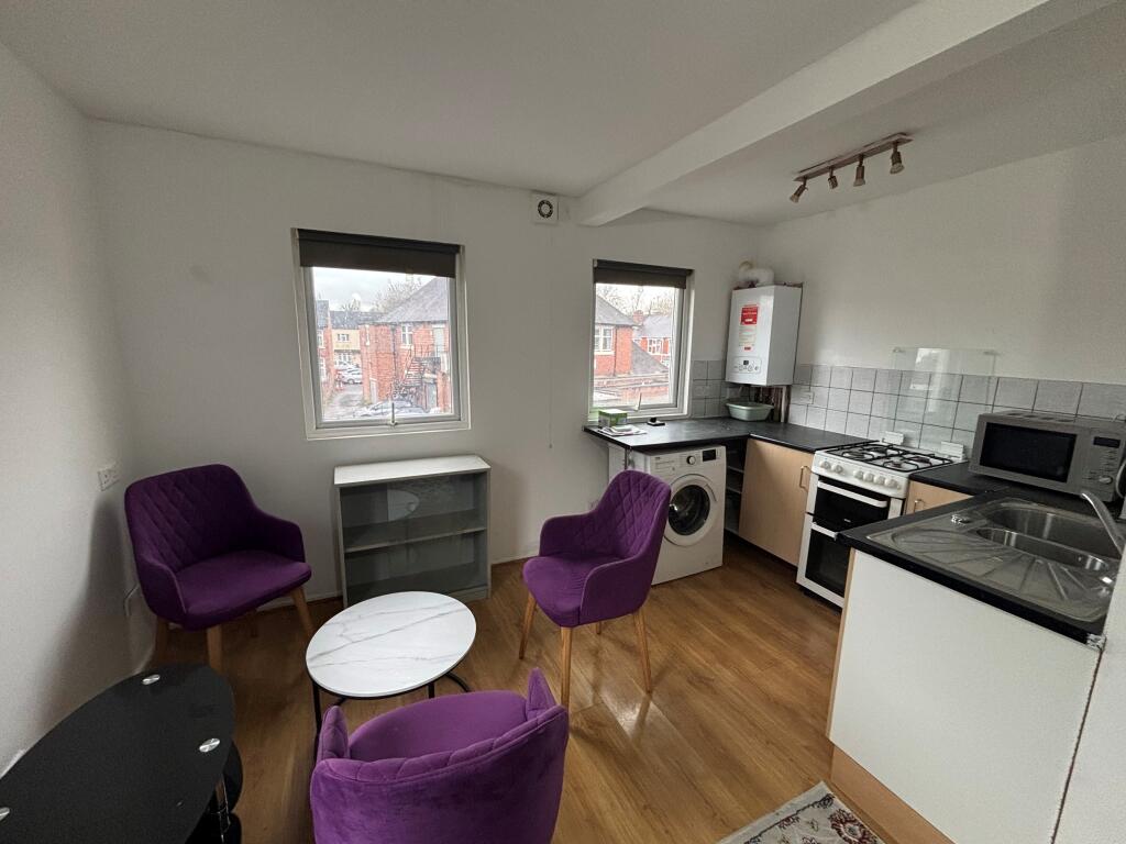 Newhampton Road West, WOLVERHAMPTON - View 2