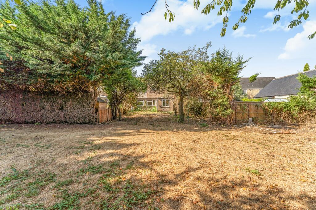 House in West Oxfordshire, Ducklington - View 4