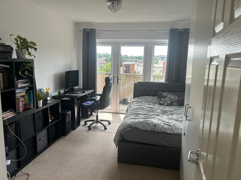 Apartment in Maidstone, Tovil - View 5