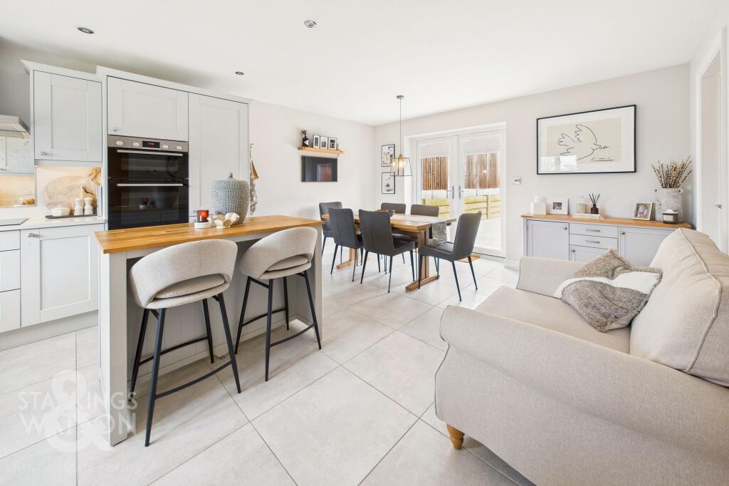 Nursery Place, Woodton, Bungay photo 2