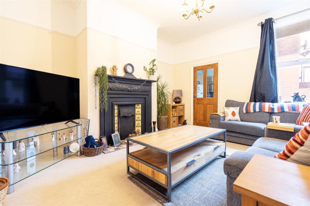 Apartment in North Tyneside, North East - View 2