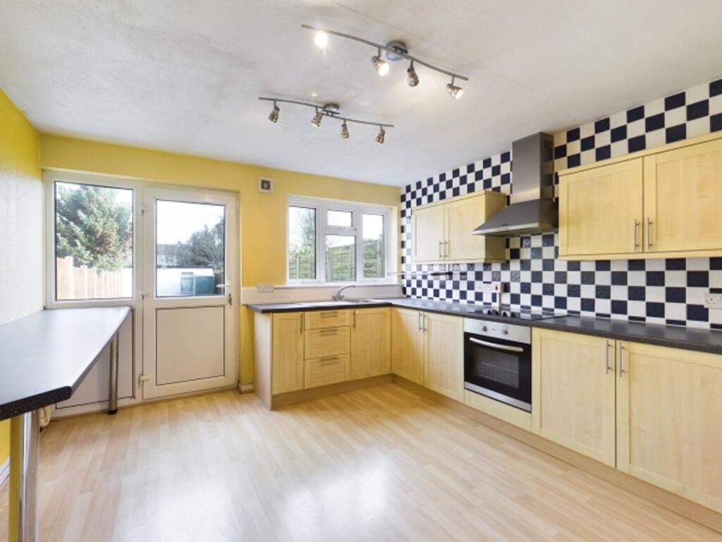 Main image of property: Porthkerry Avenue, Welling, DA16