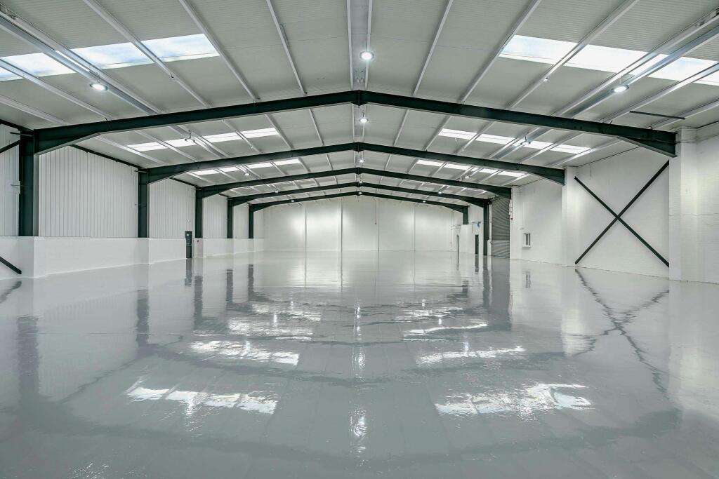 8665310interior16800.jpg
