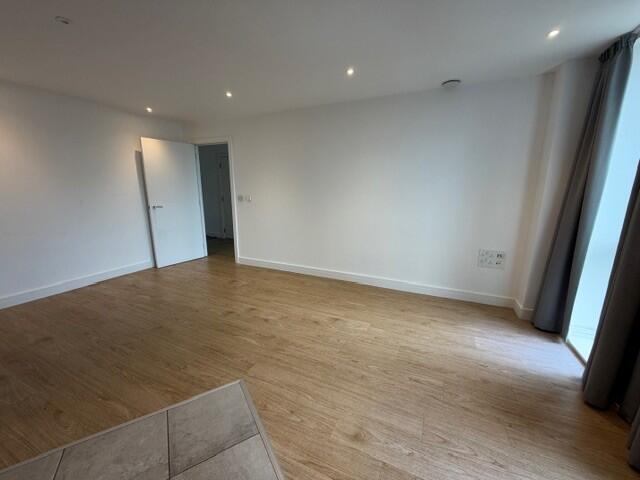 Apartment in Leicester - View 2