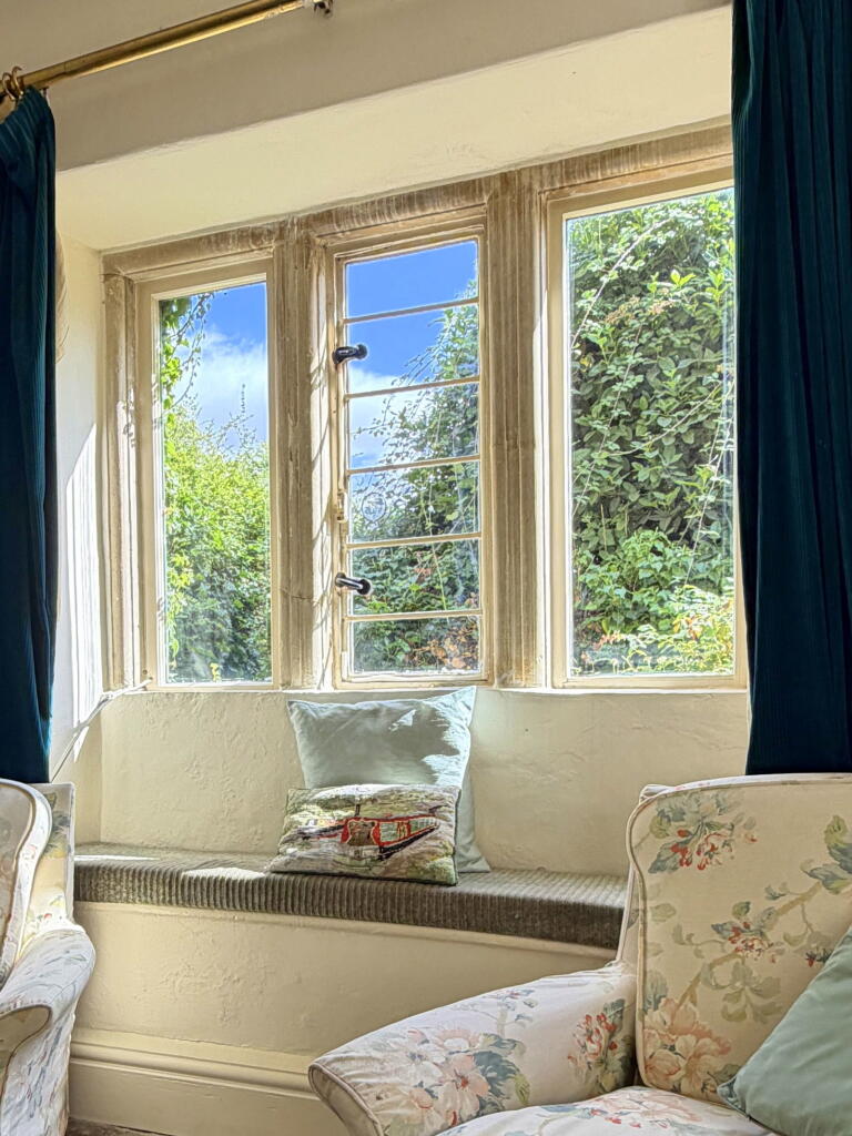 House in Bathampton, Bath and North East Somerset - View 4
