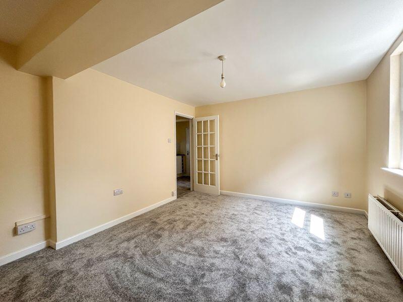 Apartment in Bath - View 3
