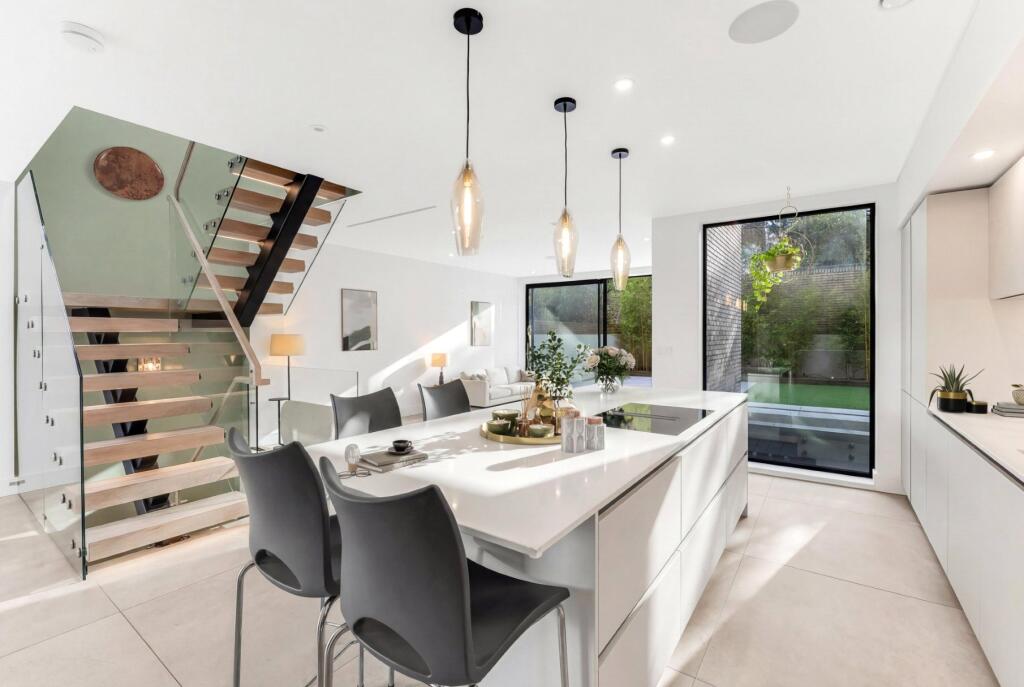 Main image of property: Gulliver Place, Muswell Hill, N10