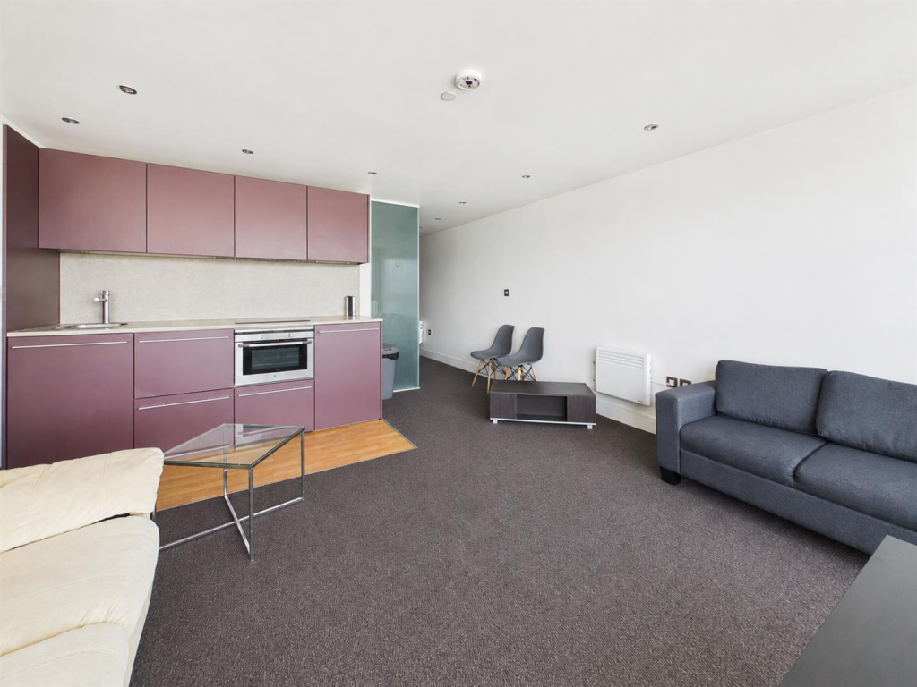 Apartment in Nottingham - View 5