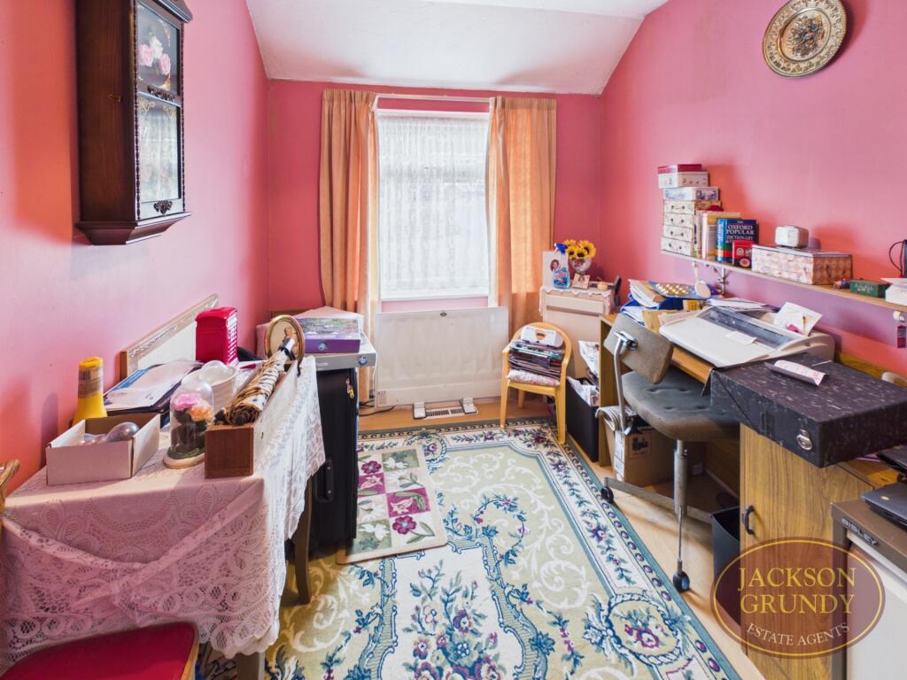 Kealdale Road, Northampton, NN3 6BS - View 5