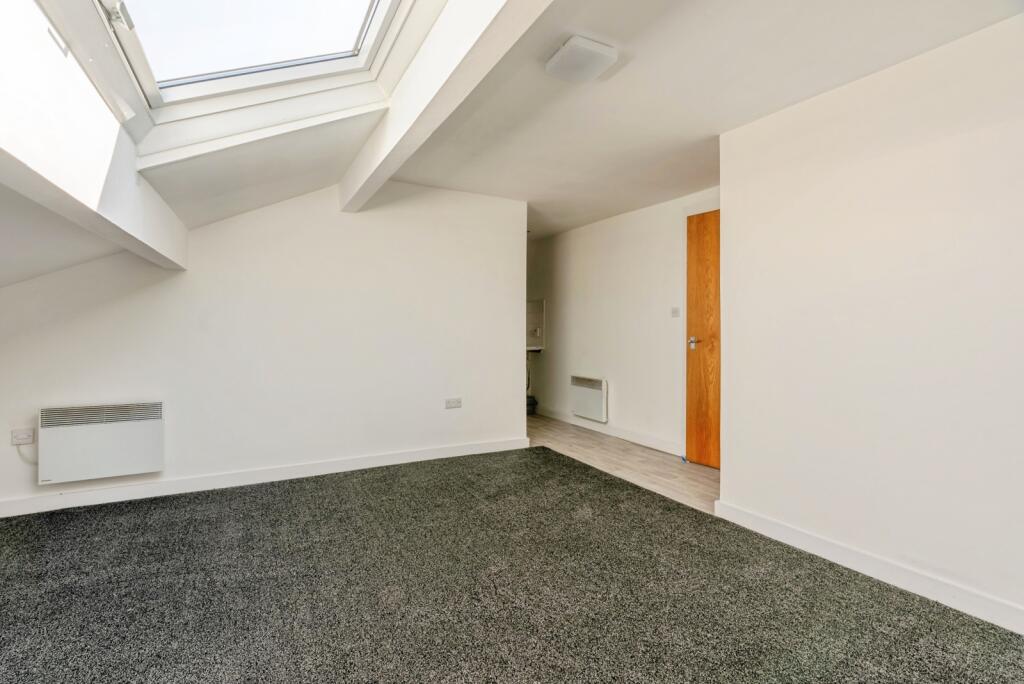 Westgate, Burnley, Lancashire, BB11 - View 3