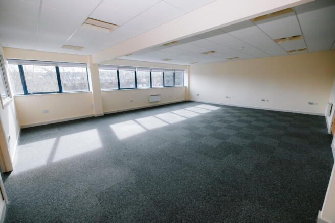 1000 sqft office