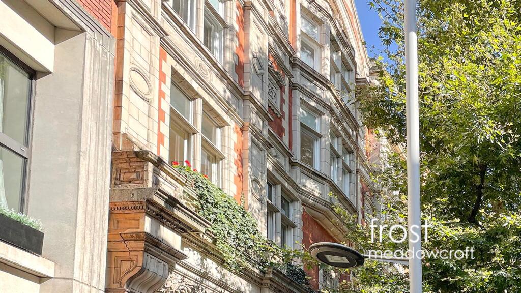 94 Kensington High StreetW8 office e2.jpg