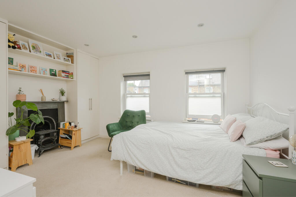 House in London - View 4