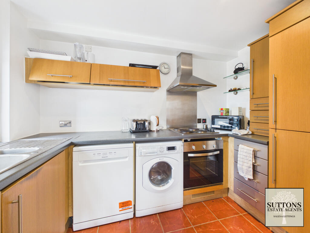 Apartment in Coventry, West Midlands - More