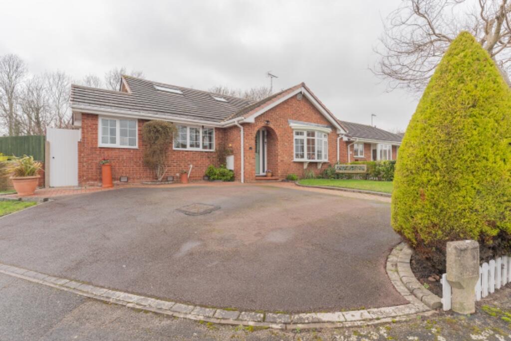 Main image of property: Magnolia Walk, CH49