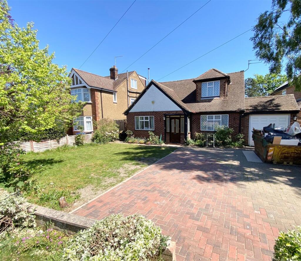 Holloways Lane, Welham Green