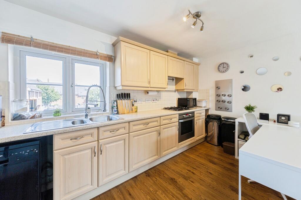 House in Towcester, West Northamptonshire - More