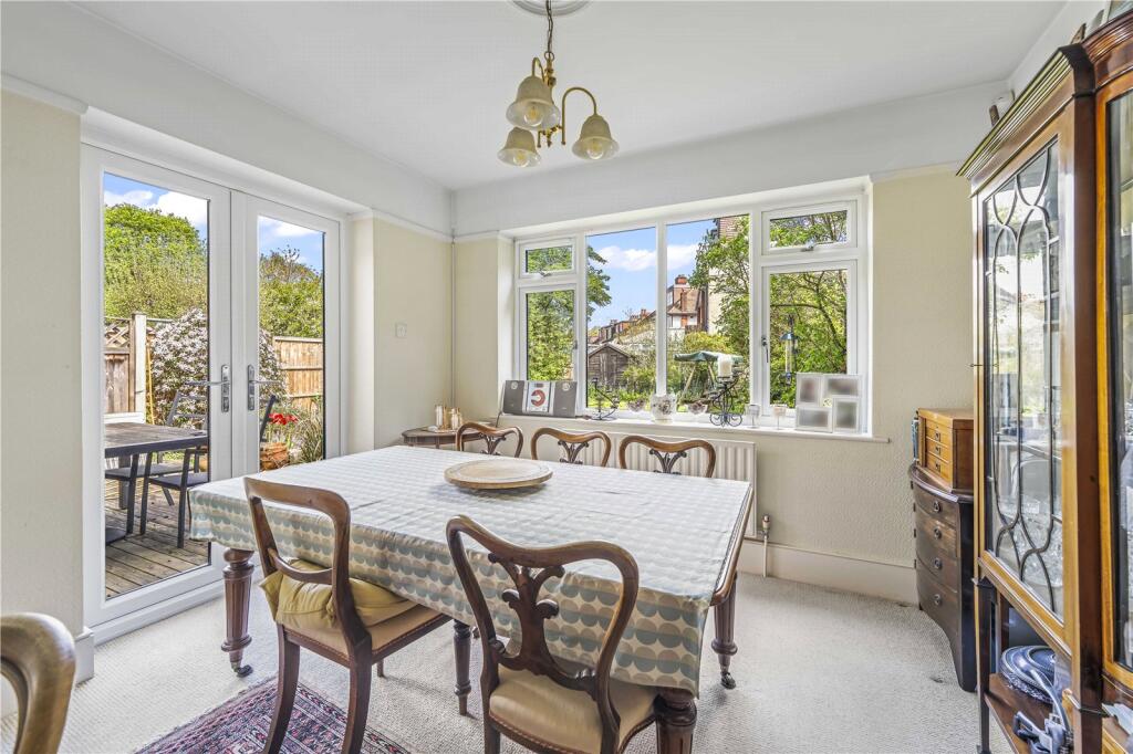 House in Twickenham - View 4