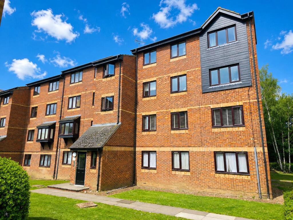 Main image of property: The Glen, Vange, Basildon, Essex, SS16