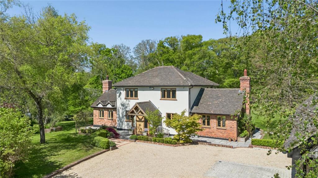 Main image of property: Kiln Lane, Binfield Heath, Henley-on-Thames, Oxfordshire, RG9