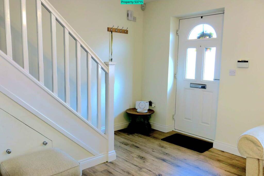 House in East Lindsey, Manby - More