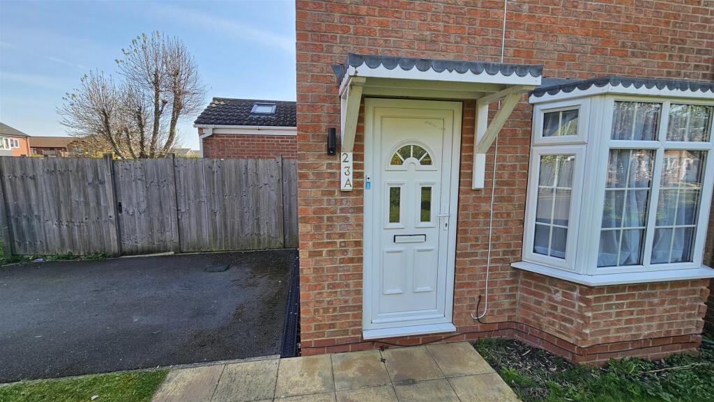 Rockingham Grove, Bingham photo 3