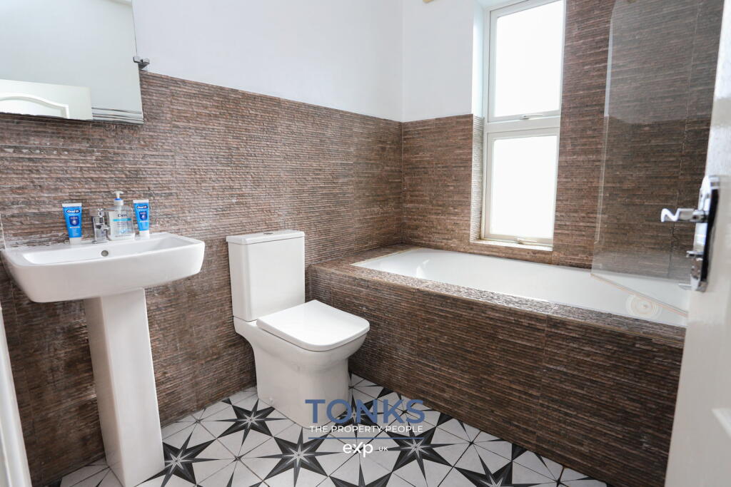 Additional image 17 of Blackberry Lane, Halesowen, B63 4NZ