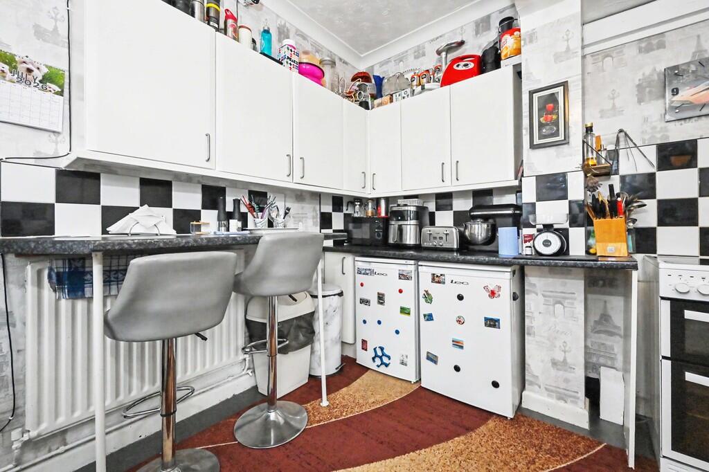 House in Stoke-on-Trent - More