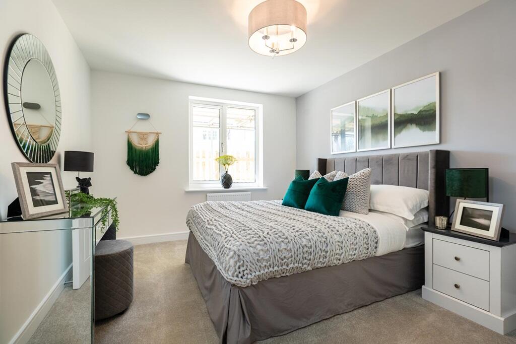 Apartment in Horley, Greenfields - More