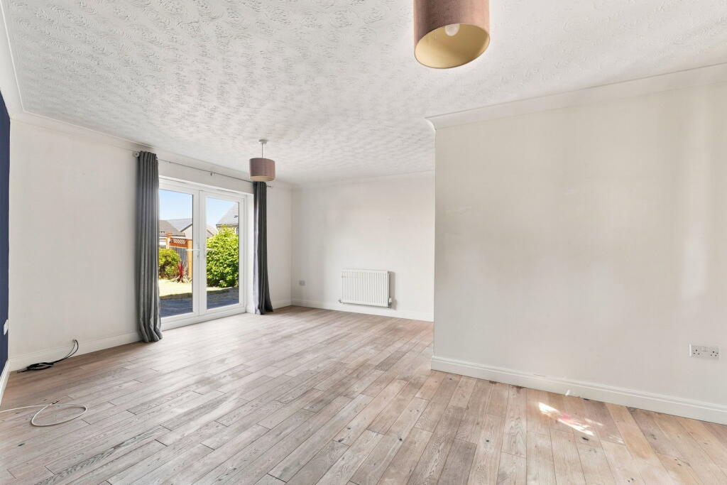 House in Rotherham, Dalton - View 5