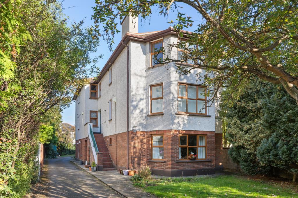 Main image of property: Apt 8, Denver House, Palmerston Villas, Dublin 6, D06 CF65