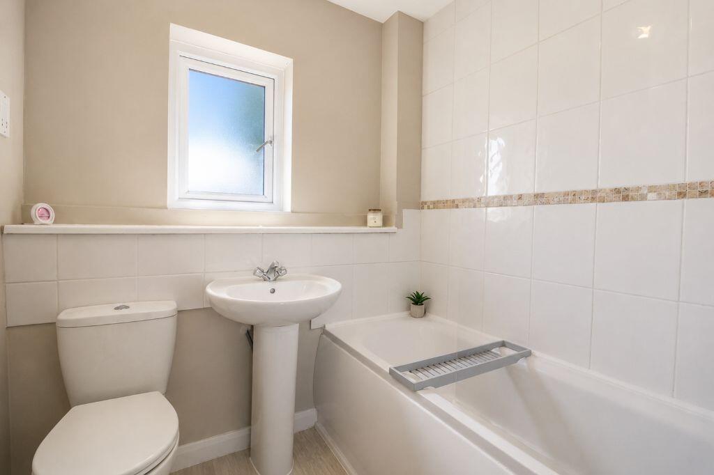 Cwrt Y Garth, Beddau, Pontypridd, CF38 2JH - More