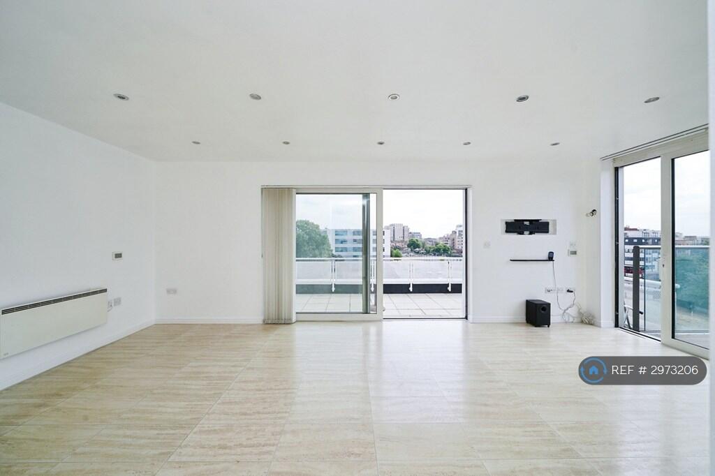 Apartment in Twickenham - View 5