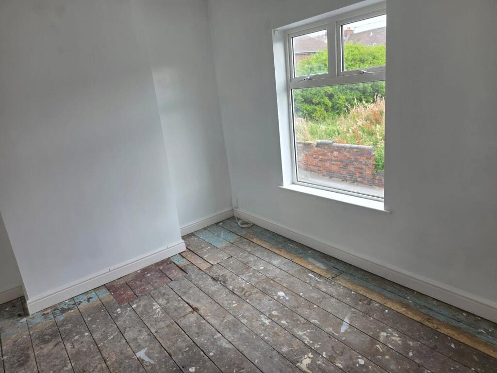 House in Stoke-on-Trent - View 5
