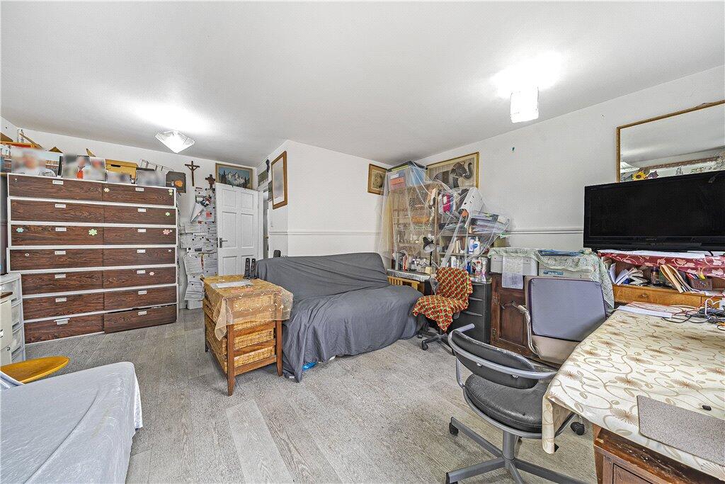 Apartment in London - View 4