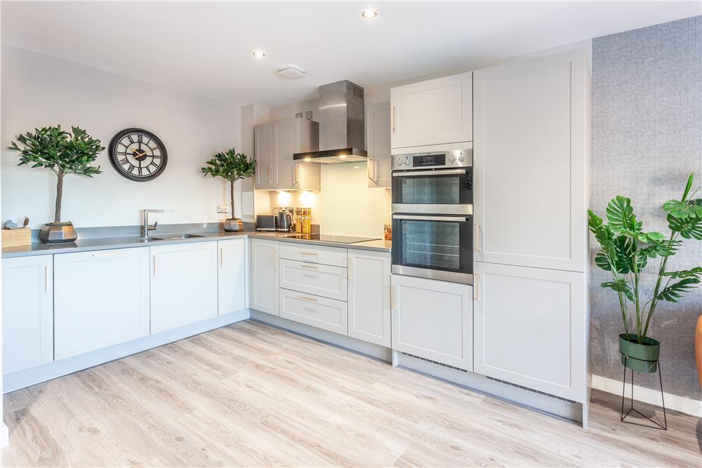 House in Wakefield, Crofton - More