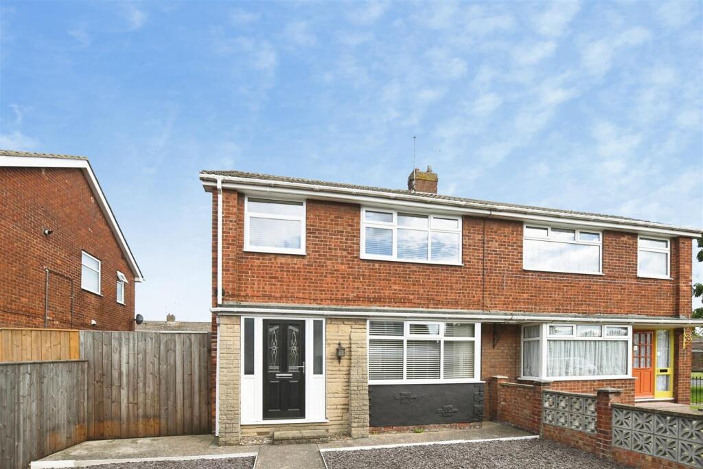 Main image of property: Calderdale, Hull