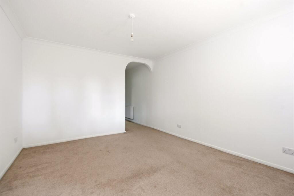 Apartment in St Albans - View 3